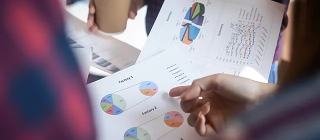 Building a 360° Market View Using Competitive Intelligence Building a 360° Market View Using Competitive Intelligence